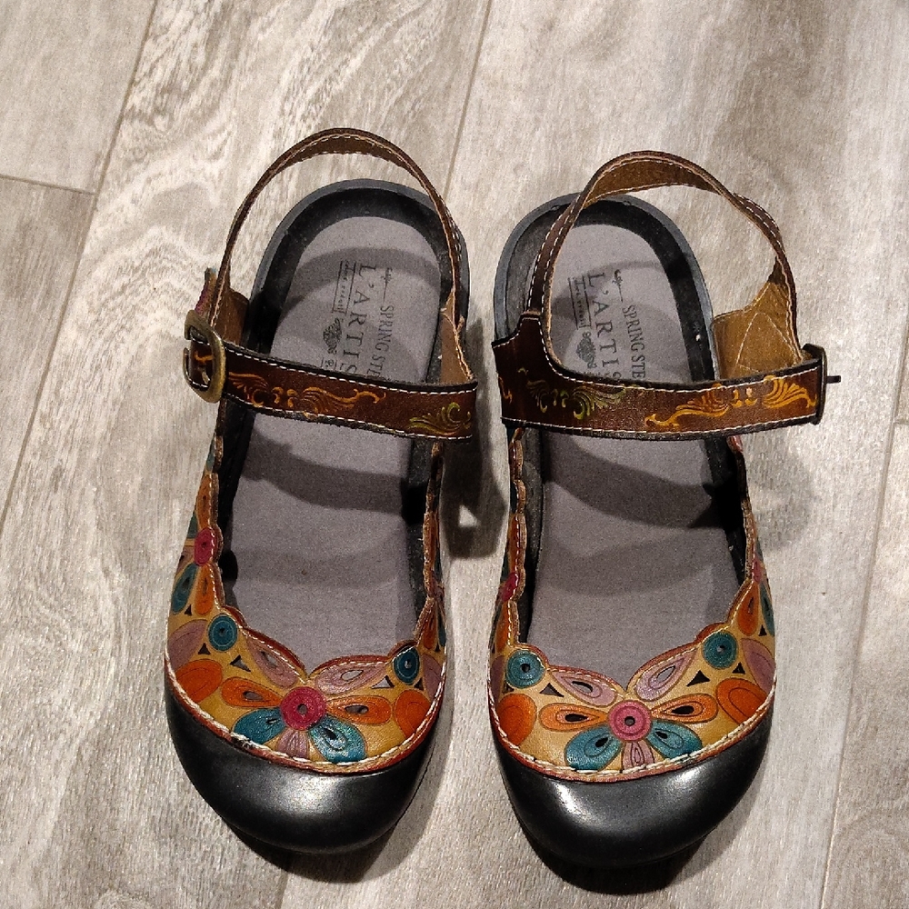 L'ATISTE Kids Dress Shoes in Black, Brown, and Orange